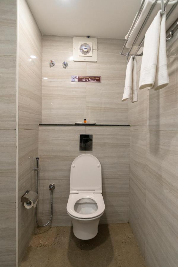 Hotel Dasya - Formerly Nice Stay The Business Hotel บังกาลอร์ ภายนอก รูปภาพ